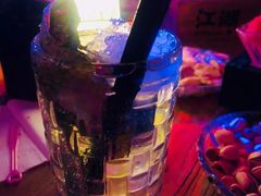 -江湖酒吧