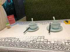 -丹江口渔村·湘味厨房(桃园店)