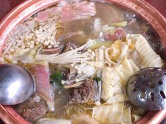 -银同牦牛肉火锅