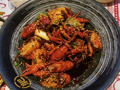 -肥肥虾庄·金牌油焖大虾(杨园滨江时代walk店)