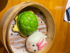 -乐忻皇朝(上海中心大厦店)