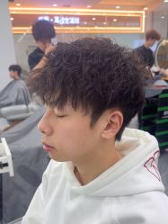 -藤野造型烫染·漂发