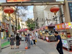 -正宁路小吃夜市