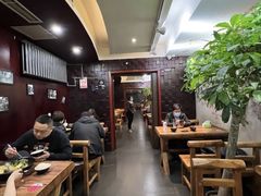 大堂-万记麻辣烫国展总店
