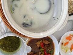 -天乐农家鱼头王(天目湖店)