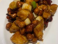 宫保鸡丁-渝信川菜(华盛店)