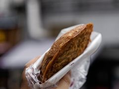 乌鸡蛋加猪肉-扁头灯盏糕
