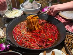 -巴卤社老火锅(财富店)