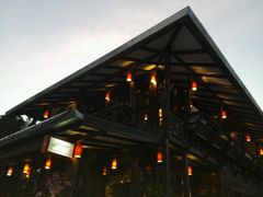 -Dash Teak House