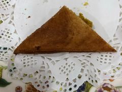 咖喱吞拿鱼角-喜莲咖啡