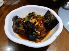 -胡胖子专业长沙菜(衡山路店)
