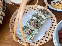 -包整·丝娃娃(一览甲秀楼风景店)