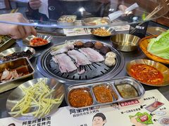 -黑豚黨韩国烤肉料理(悦然时光店)