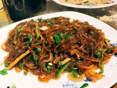 熏干炒粉丝-缘来聚·徽菜名店(黄山宏村店)