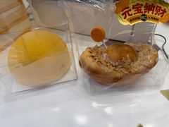 -85度C(生甜甜圈研究工坊·上海松江人民北路店)