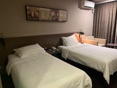 -锦江之星品尚(武汉协和医院取水楼地铁站店)