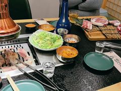 -臻牛烤肉