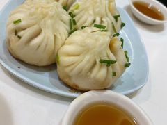 蟹粉生煎-光明邨大酒家(淮海路店)