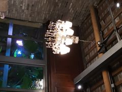 -铜锣湾·有麝自然香(重庆新天地店)