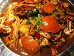 招牌肉蟹煲-胖哥俩肉蟹煲(来福士店)