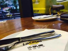 -乐凯撒披萨(东方新世界店)