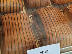 -VERIE BAKEHOUSE