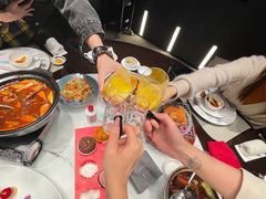 -江上荟·创意中国菜(绿地缤纷城店)