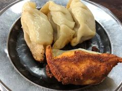 -黄阿姨锅贴大王(万航渡路店)