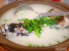 砂锅鱼头-天乐农家鱼头王(天目湖店)