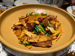 腊味炒竹笋-邻里佬湘(东区店)