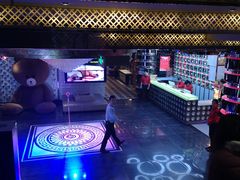 -GAGA主题量贩式KTV平价店(工大店)