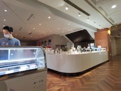 -潮一不贰·法式甜品·生日蛋糕·西式简餐(外滩店)