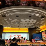 后来我叫娃去叫了黑衬衫小哥才点上188套餐