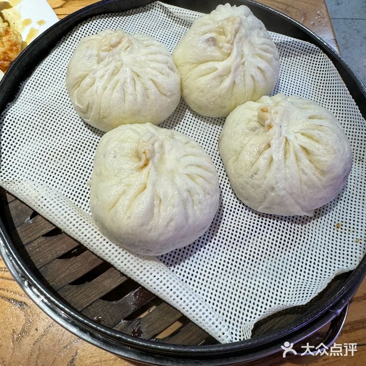 一家包子岁数比你大的地道老店