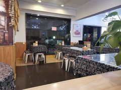 大堂-八两八金·莱芜特色炒鸡(市南漳浦路店)