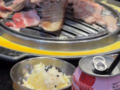 -GOGIYA·咕叽吖韩国传统烤肉店(东方新天地店)