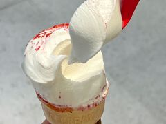 -DQ·蛋糕·冰淇淋(金源新燕莎MALL店)