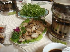 DSC02527草菇和豌豆尖-红鼎豆捞(珞狮路店)