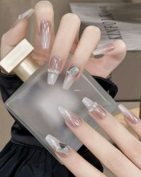 -斯馨·健康美甲美睫