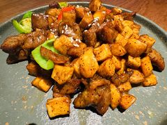 杏鲍菇炒牛肉粒-来龙里 精致 东南亚餐室(万象城店)