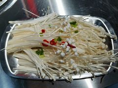 金针菇-马路牙子烧烤音乐酒馆(望京店)