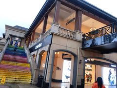 -王府井奥莱临潼小镇(临潼店)