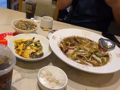 -渔语鱼酸菜鱼新川菜(来福士店)