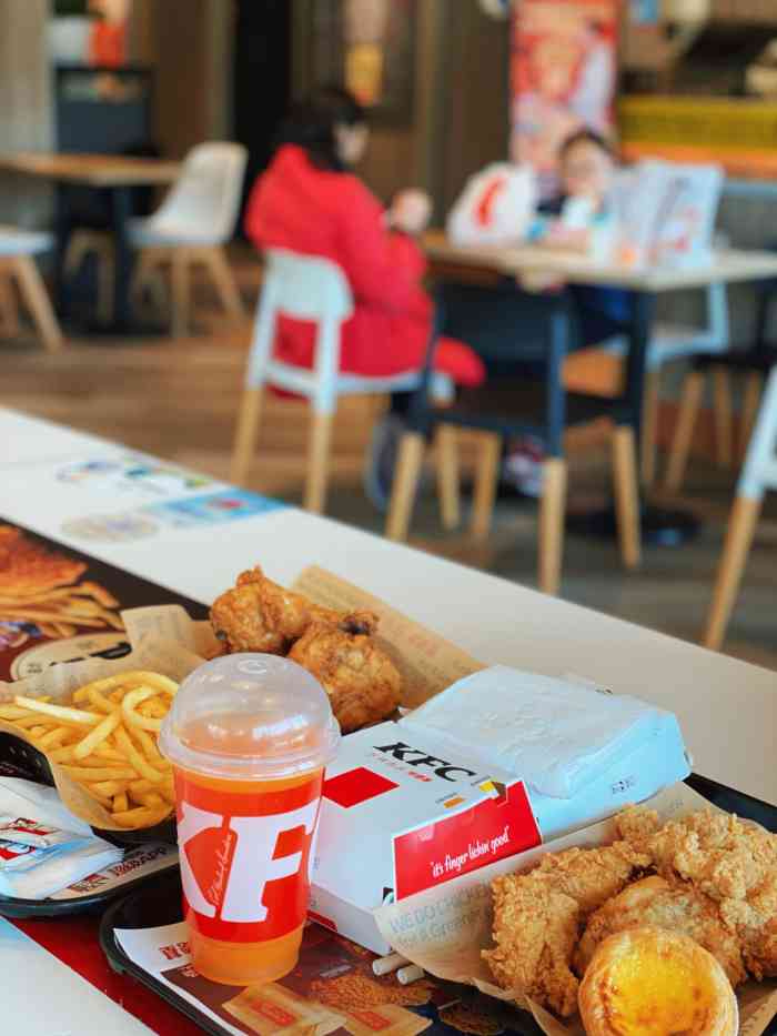 打分 肯德基店里吃真的会比外卖划算很多呢  可以在