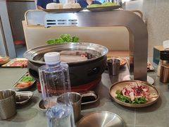 -围炉肉舍•炭烤活鳗•丹东海鲜烤肉(步行街店)