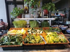 自助取餐区-郑州富力万达文华酒店·云端美食汇自助餐厅