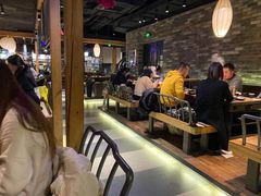 大堂-湊湊火锅·茶憩(杭州湖滨银泰in77店)