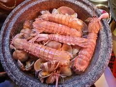 石锅小海鲜-鸣记脆皮烤鱼·海鲜烤鱼(三八广场店)