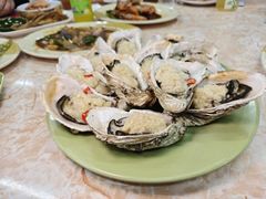 炭烧蒜蓉生蚝-贞姨美食·老字号海鲜大排档
