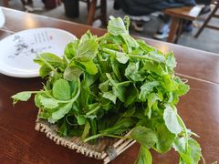 -岳记兴隆·青城腊排铜火锅(融创店)